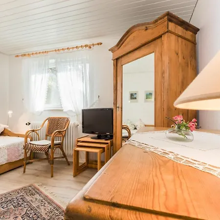 Haus Keller * Immenstaad am Bodensee